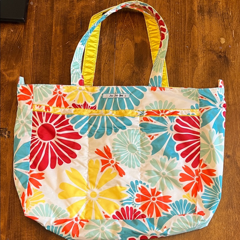 Jujube Super Be Floral Tote Bag, Beach, Diaper, Travel, Gym, New